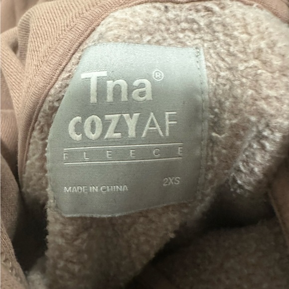 Aritzia Tna COZYAF Cropped Hoodie - Picture 2 of 3